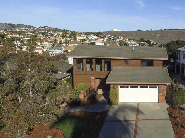 684 Shamrock Ln, Pismo Beach, CA 93449 - photo 7