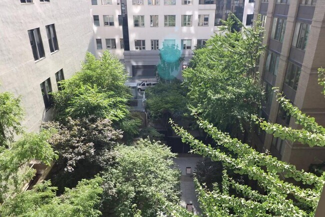 Madison Green unit 7S, New York, NY 10010 - photo 3