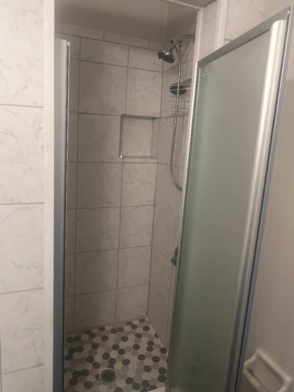 2550 Reese Lake Cir, Memphis, TN 38133