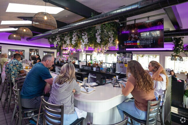 ITA Kitchen in East Moriches has a lively bar scene.