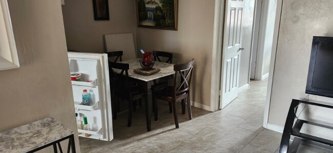 80 W 23rd St unit 12, Hialeah, FL 33010 - photo 3