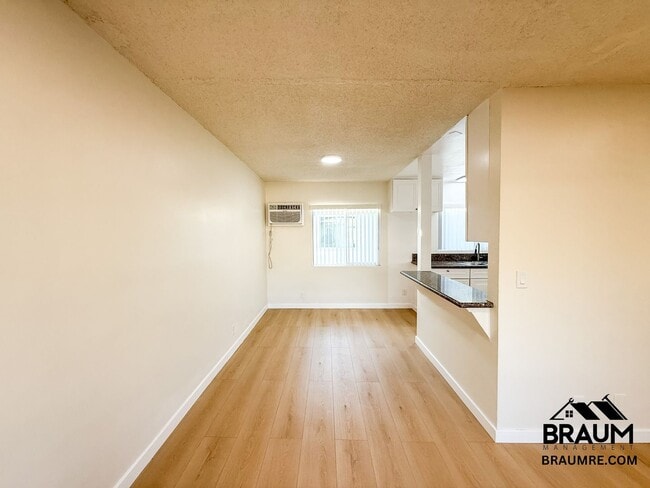 13115 Oxnard St unit 19, Van Nuys, CA 91401 - photo 7