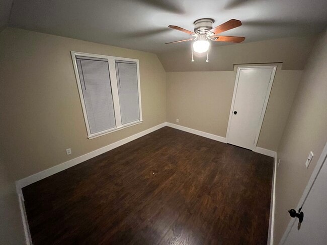 16 4th St, Mount Clemens, MI 48043 - photo 4