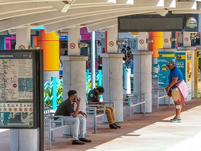 Both Sunrail and Lynx Bus Systems offer public transportation throughout Rock Lake.