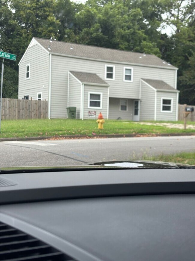 2711 Clayton Dr NW, Huntsville, AL 35810