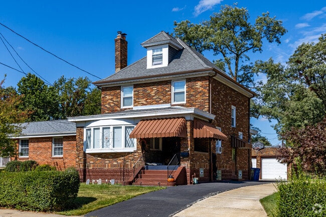 Baldwin includes larger homes with classic architectural details.