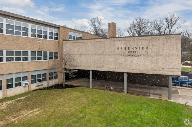 Greenview Upper Elementary School is home to the Arcs.