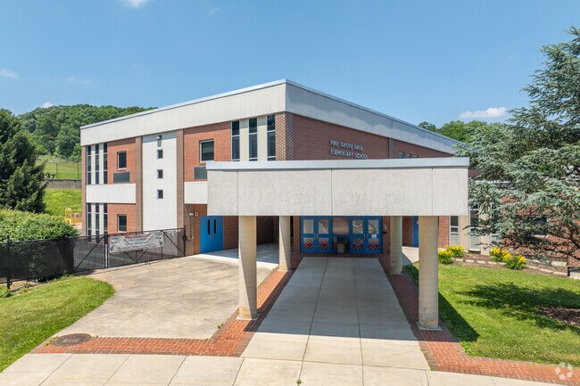 Pine Grove Elementary in Washington Township earns a B-plus rating from Niche.