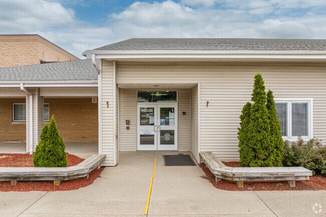 Windemere Park Charter Academy holds a B- rating from Niche.com.