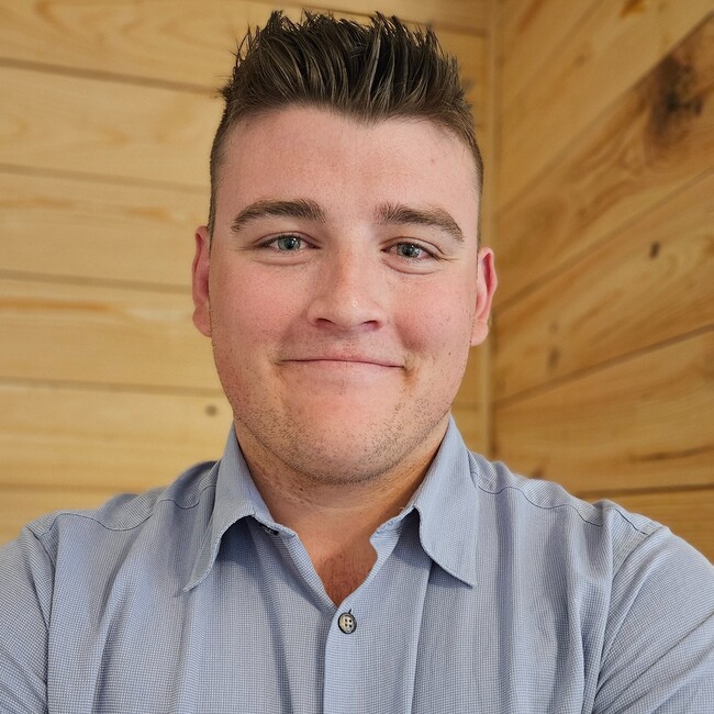 Hunter Warner