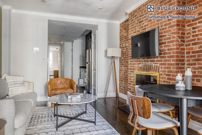 102 E 7th St unit FL3-ID954, New York, NY 10009 - photo 3