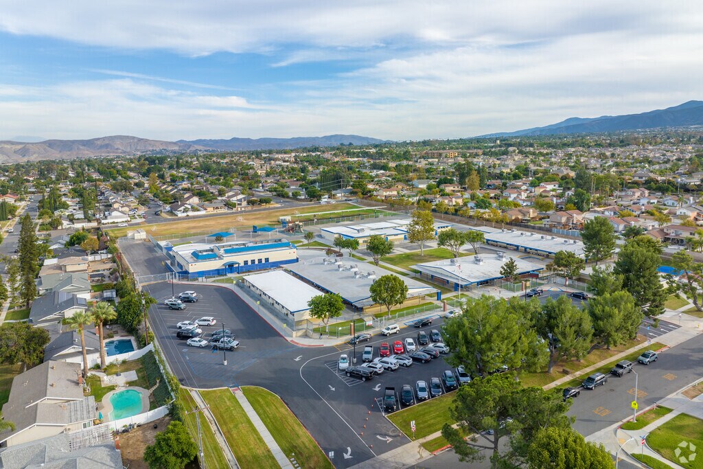 Vicentia Elementary School, Rankings & Reviews