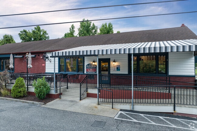 Rams Head Roadhouse is a local favorite among Crownsville residents for its live music.