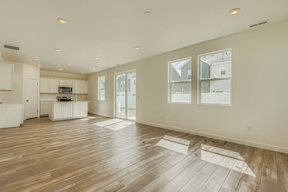 1685 N 800 W, Salem, UT 84653 - photo 1