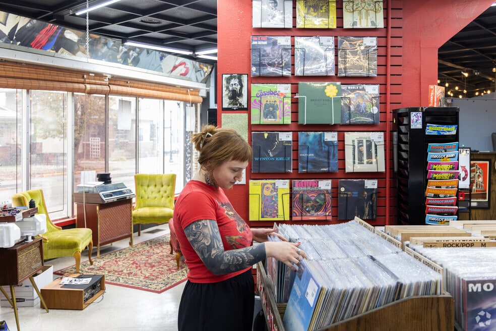 NH_Lincolnshire_535792_P2_MA_V2_05152025