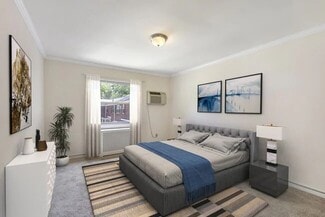 96 E Lakeview Ave, Leonia, NJ 07605