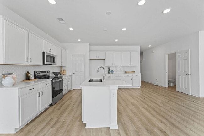 2900 Suzanne Landon Dr unit F1, Murfreesboro, TN 37130 - photo 6