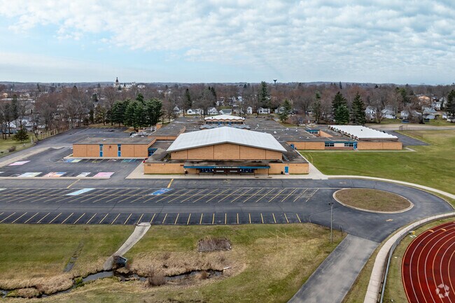 Over 400 students from across Hillsdale attend Hillsdale High School.