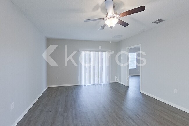 32044 Katelin Cir, Leesburg, FL 34748 - photo 7