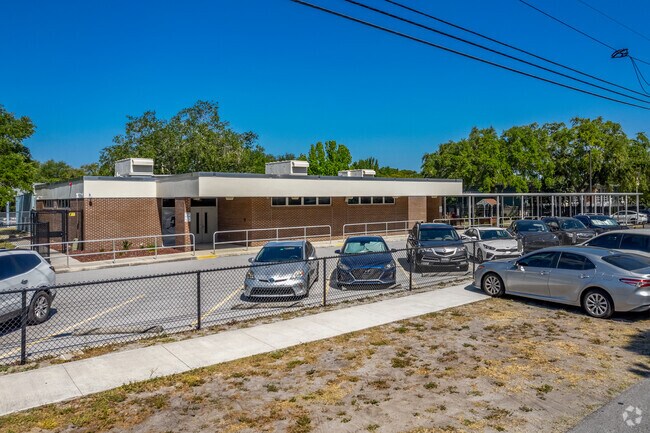 Elisa Nelson elementary school is a public school serving the Palm Harbor area.