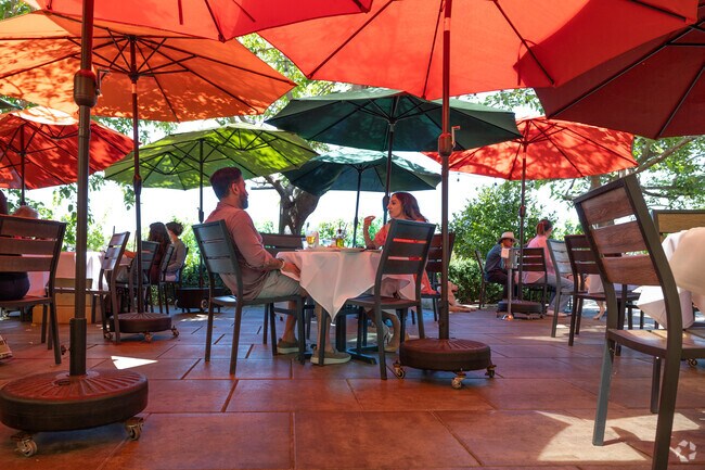 Bistro Don Giovanni is an excellent place for outdoor dining in Springwood Estates.