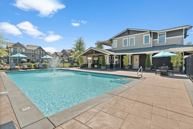 Pool and Spa l Luxury Apartments for Rent l Fife, WA l Port Landing