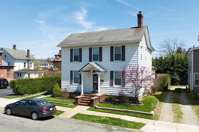 Colonial Revival homes can be spotted throughout Hackettstown.