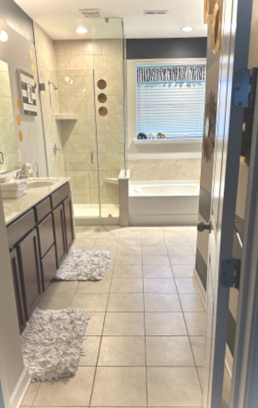 4322 Hubbard Rd, Charlotte, NC 28269 - photo 3