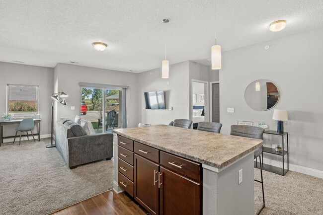 Cascades at Jordan Creek, West Des Moines, IA 50266 - photo 2