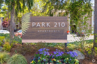 7309 210th St SW, Edmonds, WA 98026