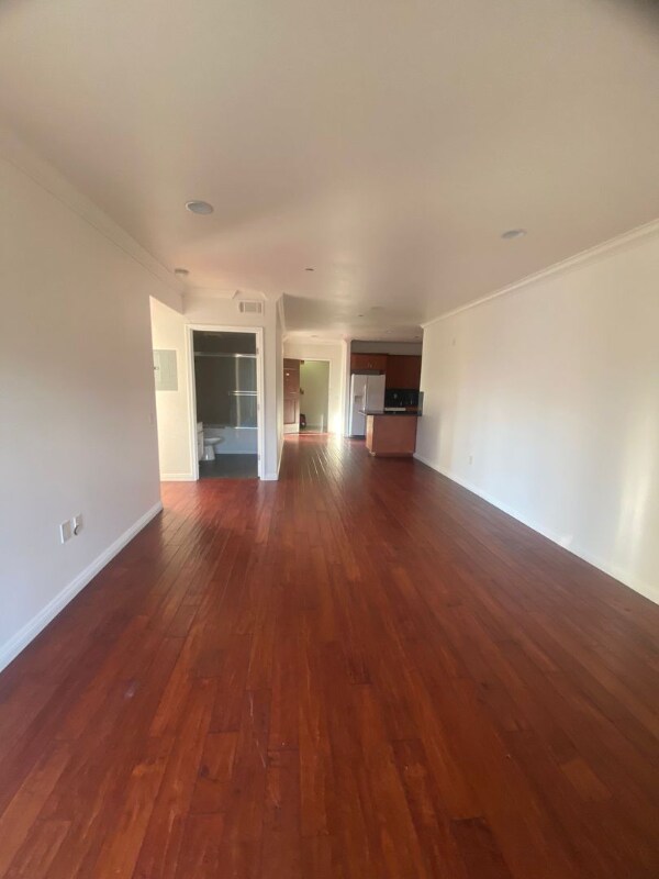 332 S Virgil Ave unit 302, Los Angeles, CA 90020 - photo 2