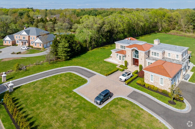 You will find many gorgeous mansions in Upper Brookville.