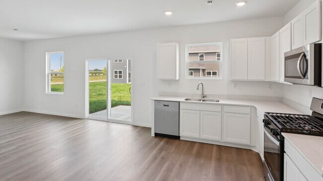 2937 Rushmore Dr, Pingree Grove, IL 60140 - photo 5