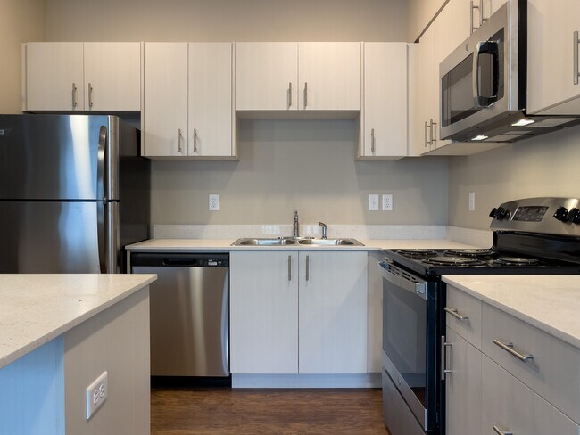 Deer Haven Apartments, Wenatchee, WA 98801 - photo 4