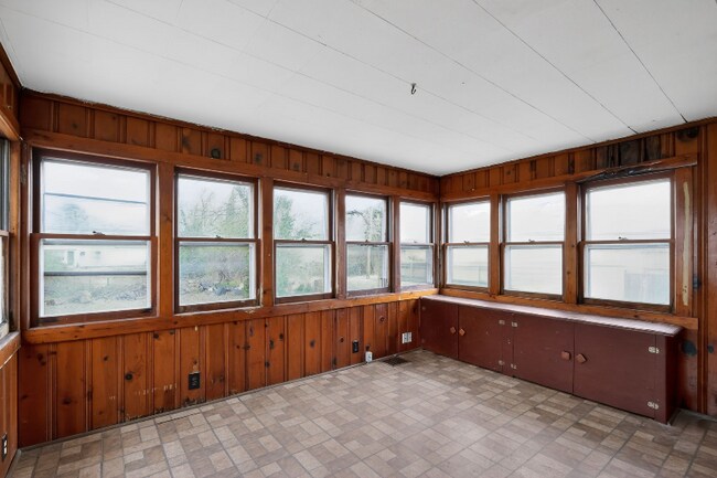 830 N 83rd St, East Saint Louis, IL 62203 - photo 6