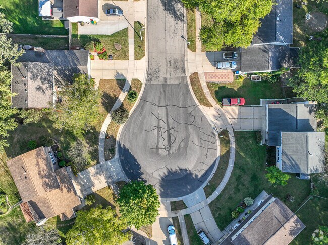 Valhalla offers private neighborhood nooks with driveways and fenced yards.