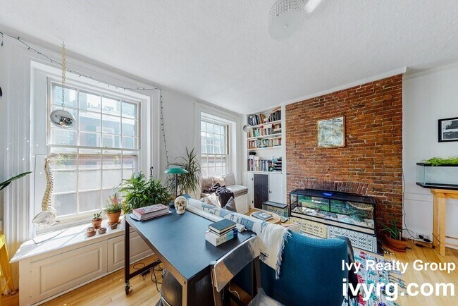 20 Joy St, Boston, MA 02114 - photo 3