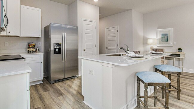 8517 Midtown Ct, Navarre, FL 32566 - photo 3