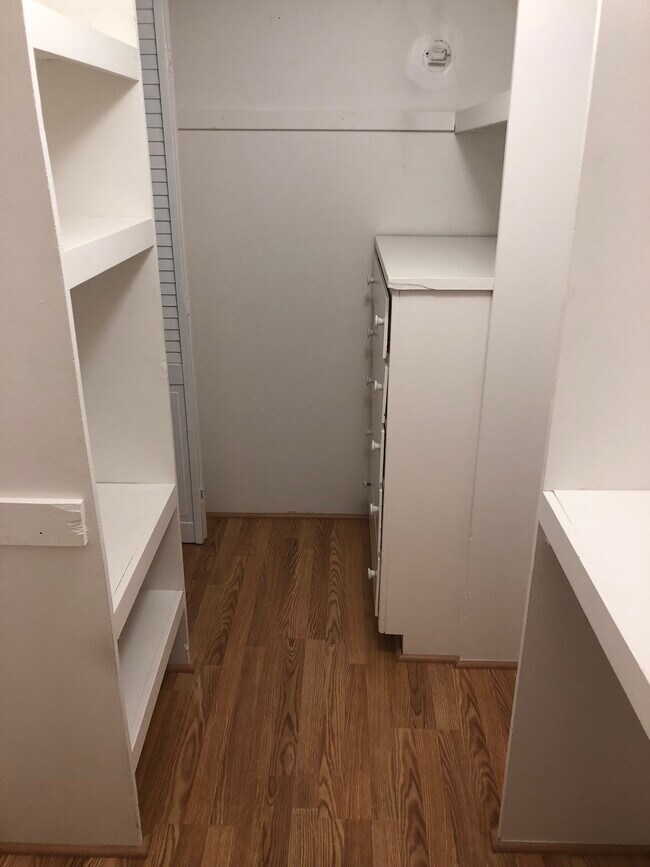 Walk-in closet