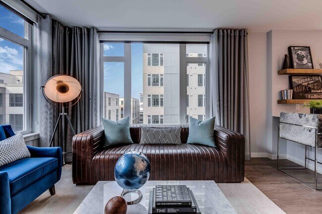 Marlowe, Seattle, WA 98121 - photo 5