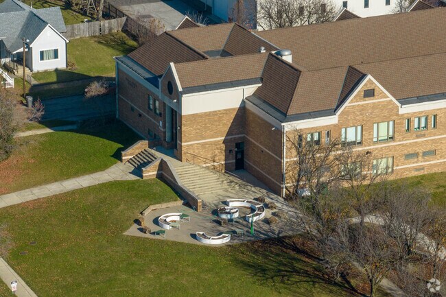 William Mckinley School 39 offers a quality education to students in Indianapolis.