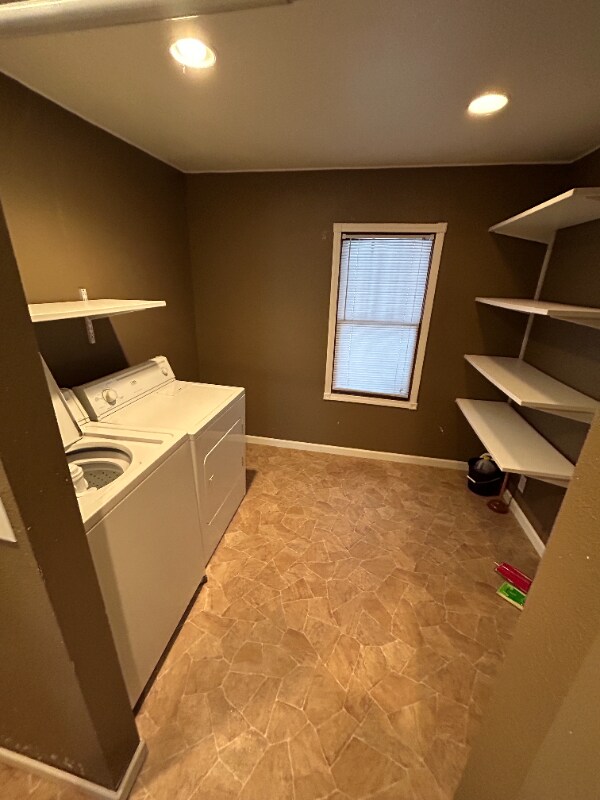 220 Arnold Ave N, Thief River Falls, MN 56701 - photo 4