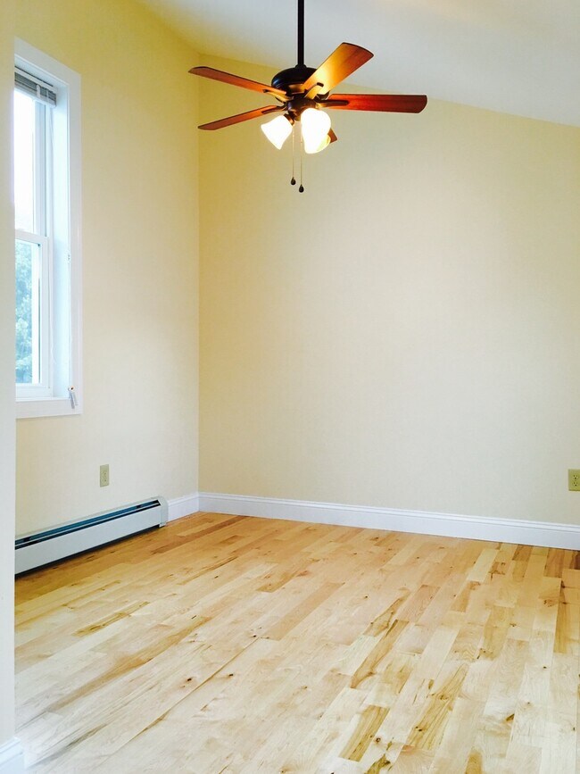 158 North St unit B, Burlington, VT 05401 - photo 5