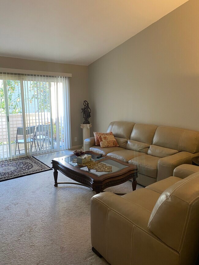 1022 Cedar Gables Dr, San Jose, CA 95118 - photo 7