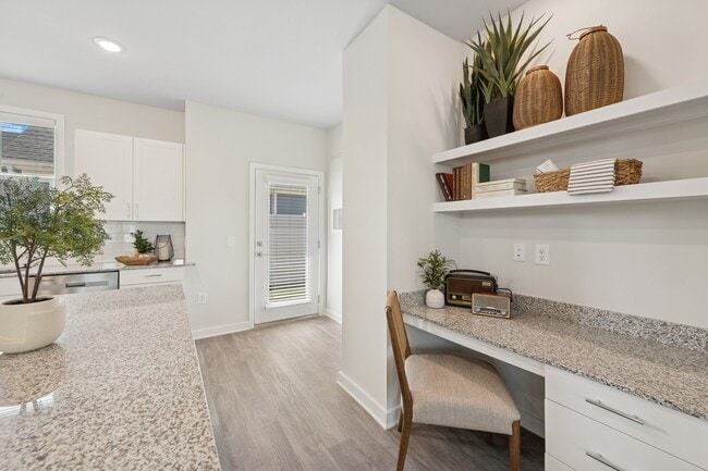 Ascend Cottages At Highland Square, Hendersonville, NC 28792 - photo 4