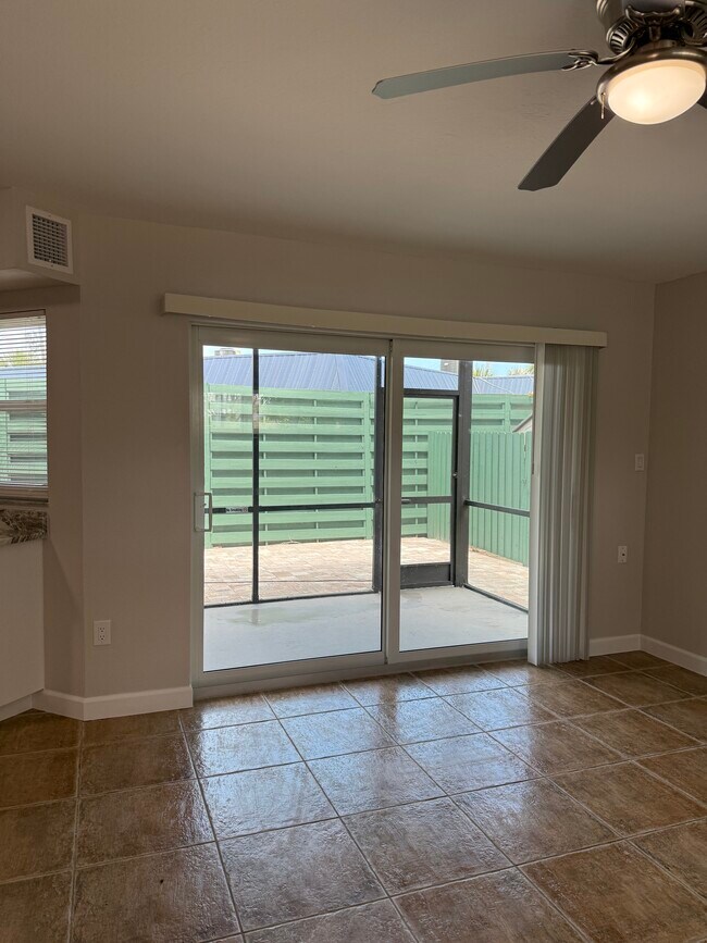 7006 Midnight Pass Rd unit 2, Sarasota, FL 34242 - photo 3