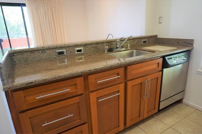 2238 Allegheny Way unit 2238, San Mateo, CA 94402 - photo 6