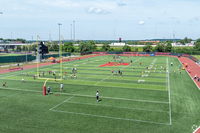 Carillon neighborhood is home to the UD Flyers, a Division I college.
