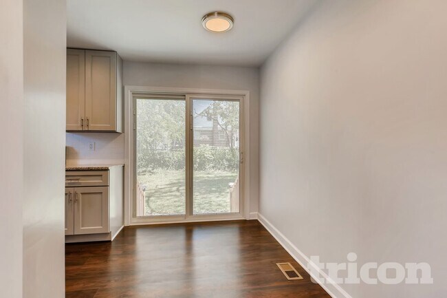 3523 Sussex Rd, Gwynn Oak, MD 21207 - photo 5