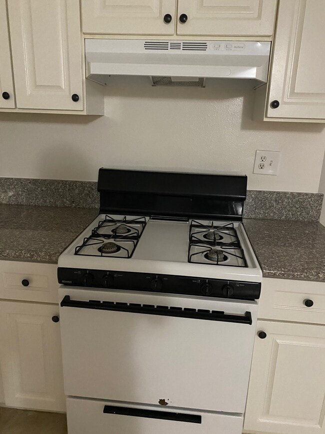 6859 Laurel Canyon Blvd unit 6, North Hollywood, CA 91605 - photo 5